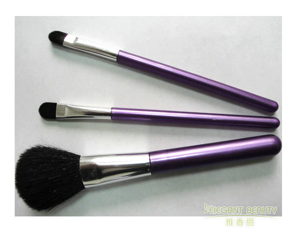 敏感肌膚如何挑選合適的化妝刷套裝？雅香麗告訴你