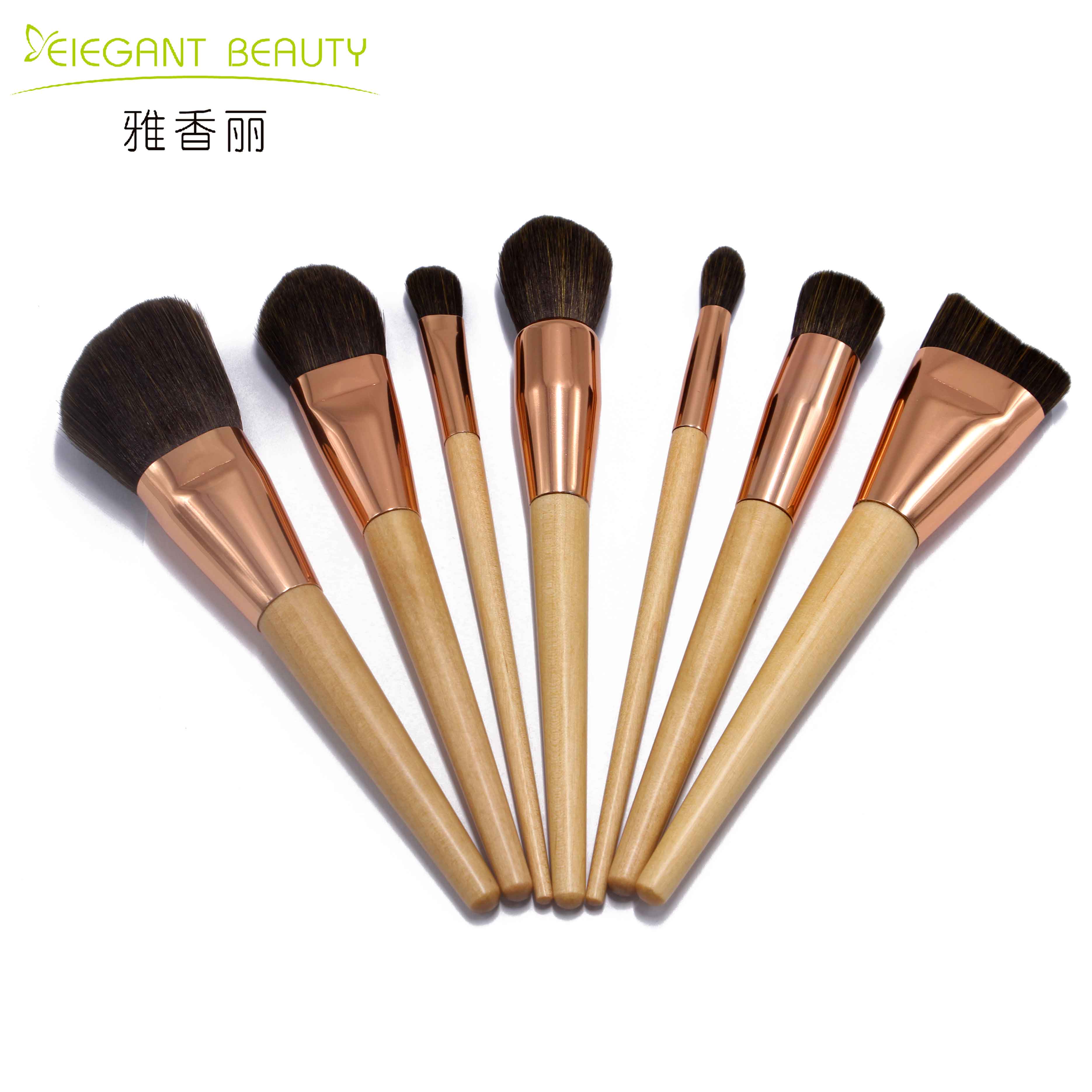 成套化妝刷與光影效果:塑造立體妝容的秘訣